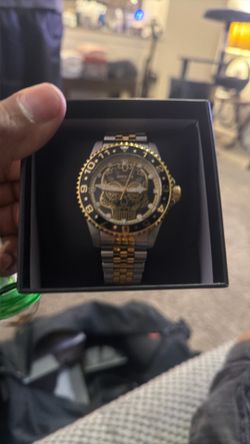 Invicta dia de los muertos watch