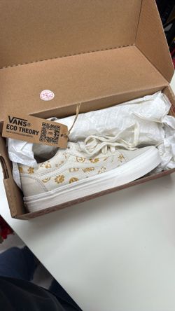 Vans Old School Shoes, Big Kids Size 1.5