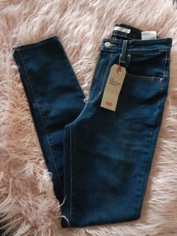 New Levis high rise for women