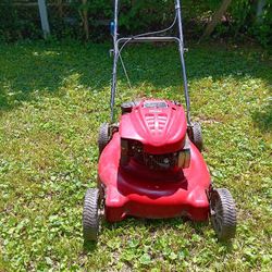 Troy Bult 6.5 HP Mower