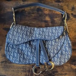 Christian Dior
Navy Trotter Canvas Double Saddle Bag