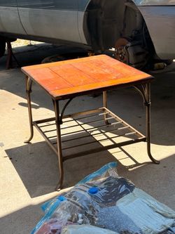 FREE COFFEE TABLE