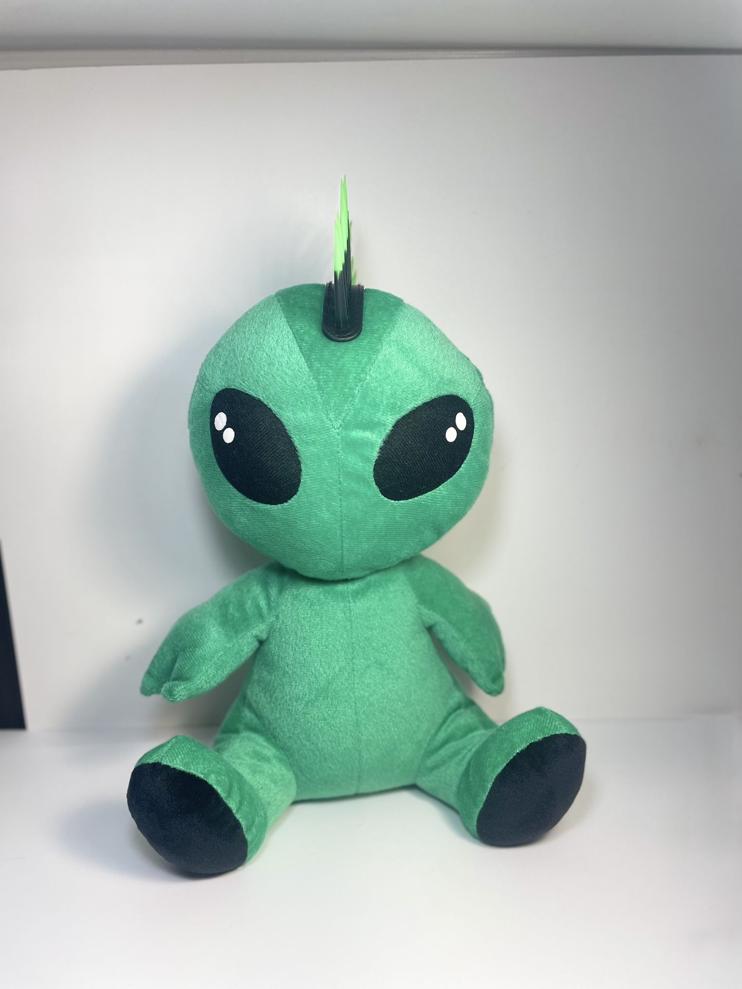 2022 Punk Aliens Green Plush Doll Spikey Mohawk