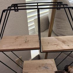 Hanging Shelves 