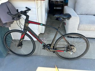 2023 Specialized Sirrus 6.0 Carbon – Large – Upgraded Wheels – $1,850 OBO
