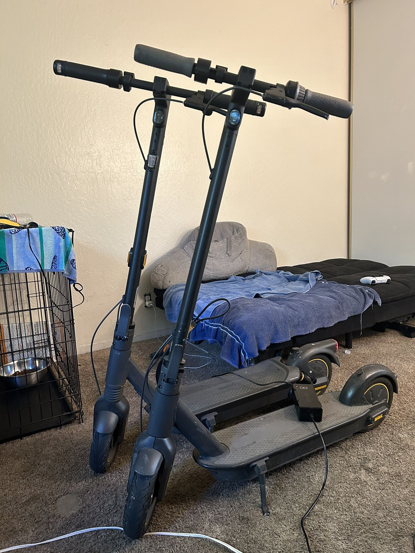 2 Segway Ninebot Max’s 1st Gen & 2nd Gen 