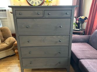 4 Drawer Dresser Gray