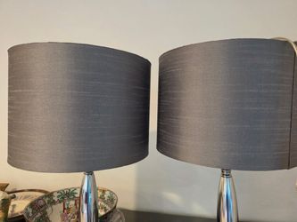 Table lamp