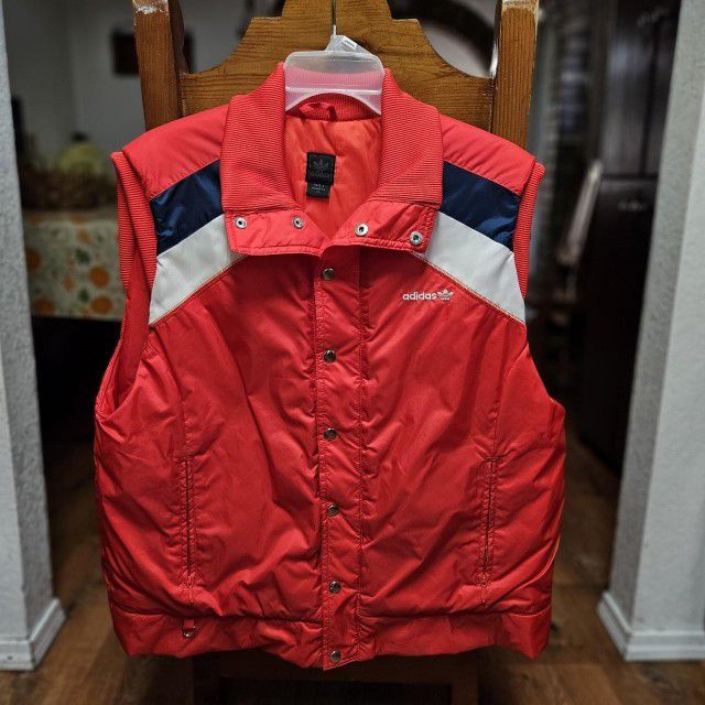 Vintage ADIDAS Red Puffer Vest Jacket Mens Medium Retro Striped With Snaps Y2K