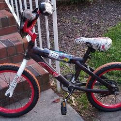 **REDUCED**Dynacraft Hot Wheels Kids Bike Boys 16 Inch