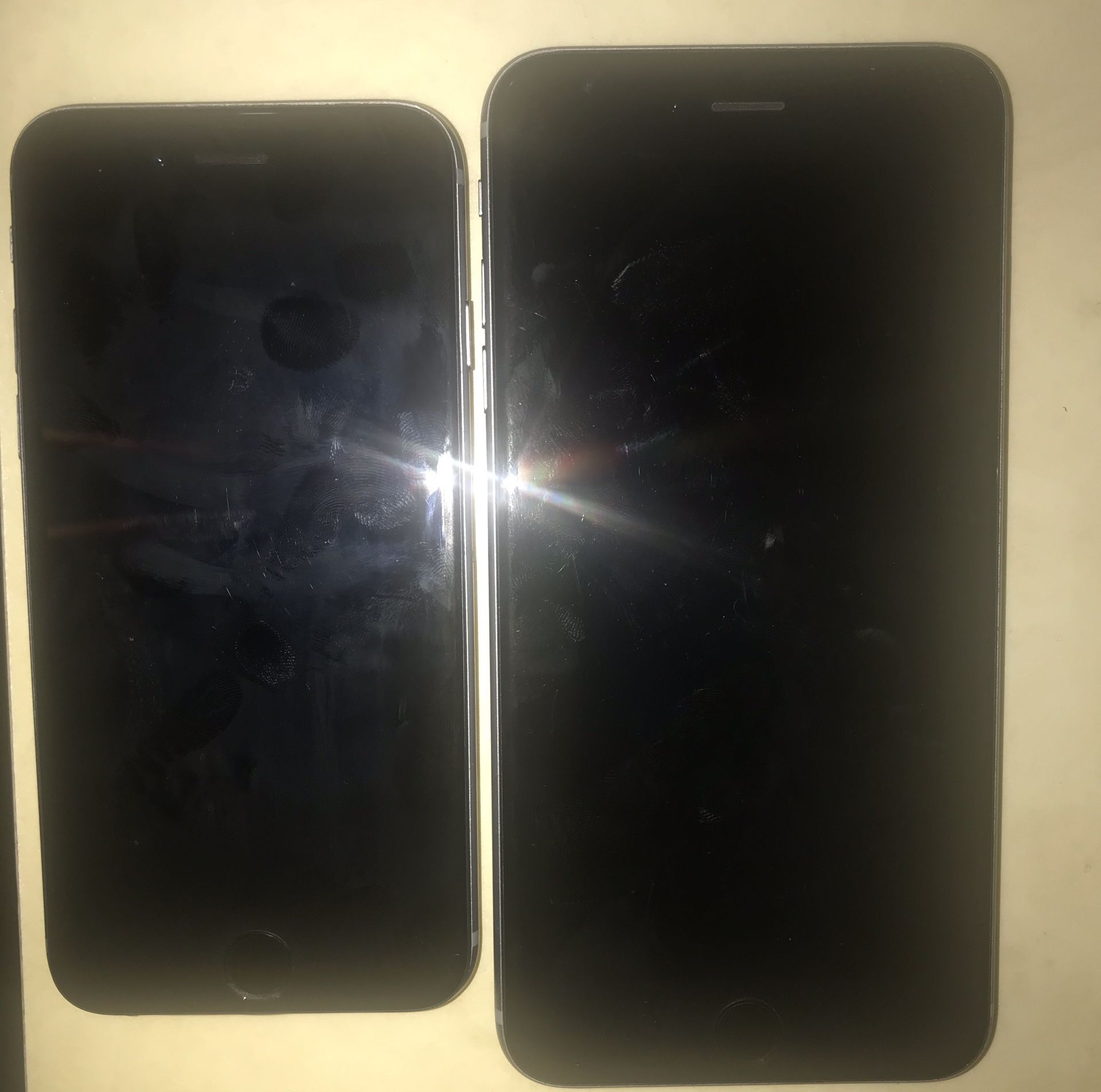 iPhone 6 & iPhone 6 Plus (***For Parts***)