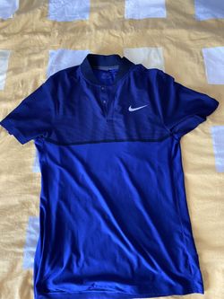 Nike Dri fit golf shirt