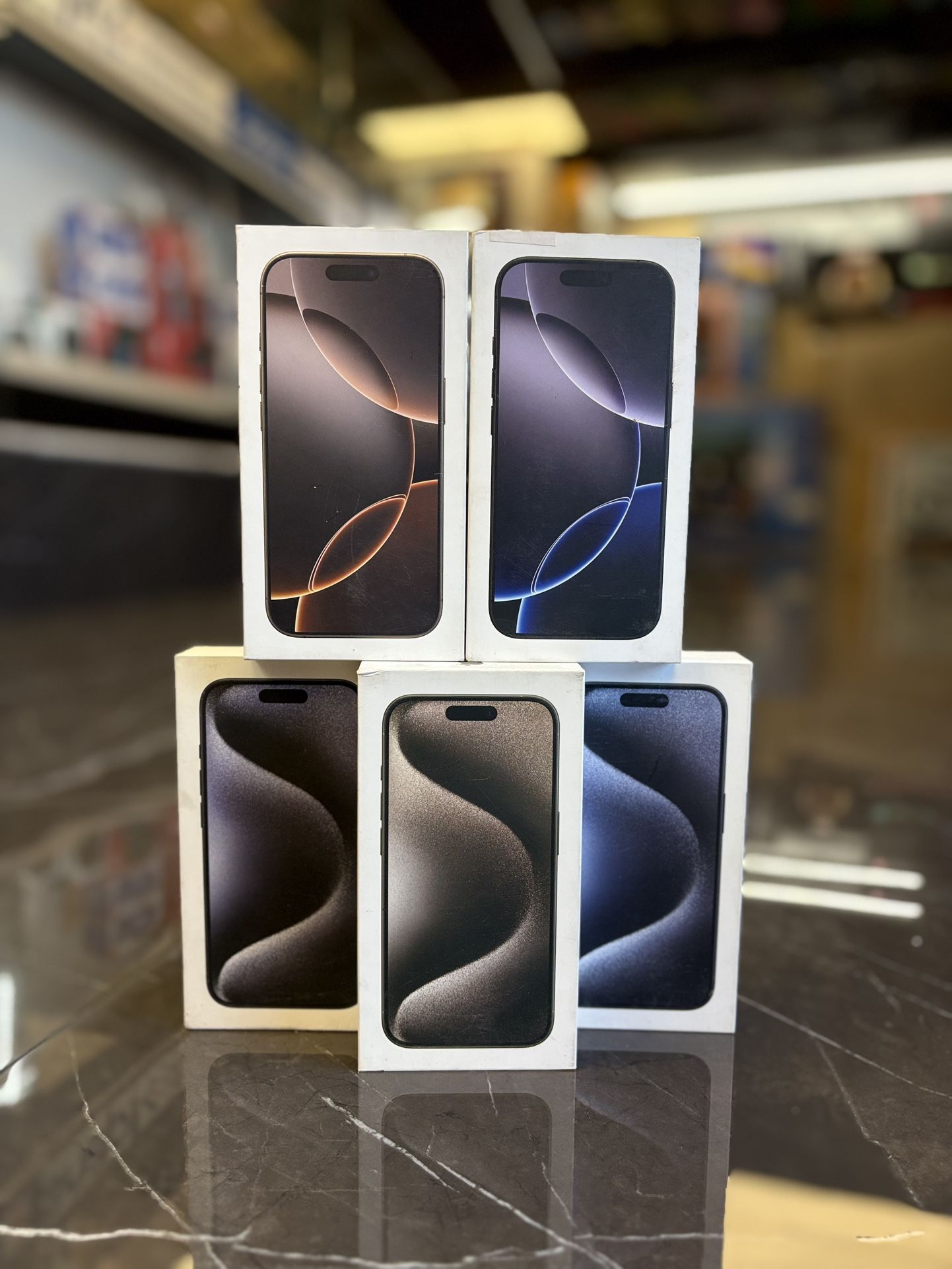 iPhone 15 Pro Max & iPhone 16 Pro Max ;Take It Home In Payments/ llévalo a casa en pagos