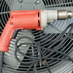 Milwaukee Magnum Grill 0299-20  1/2 inches