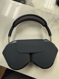 Apple AirPods Max 2