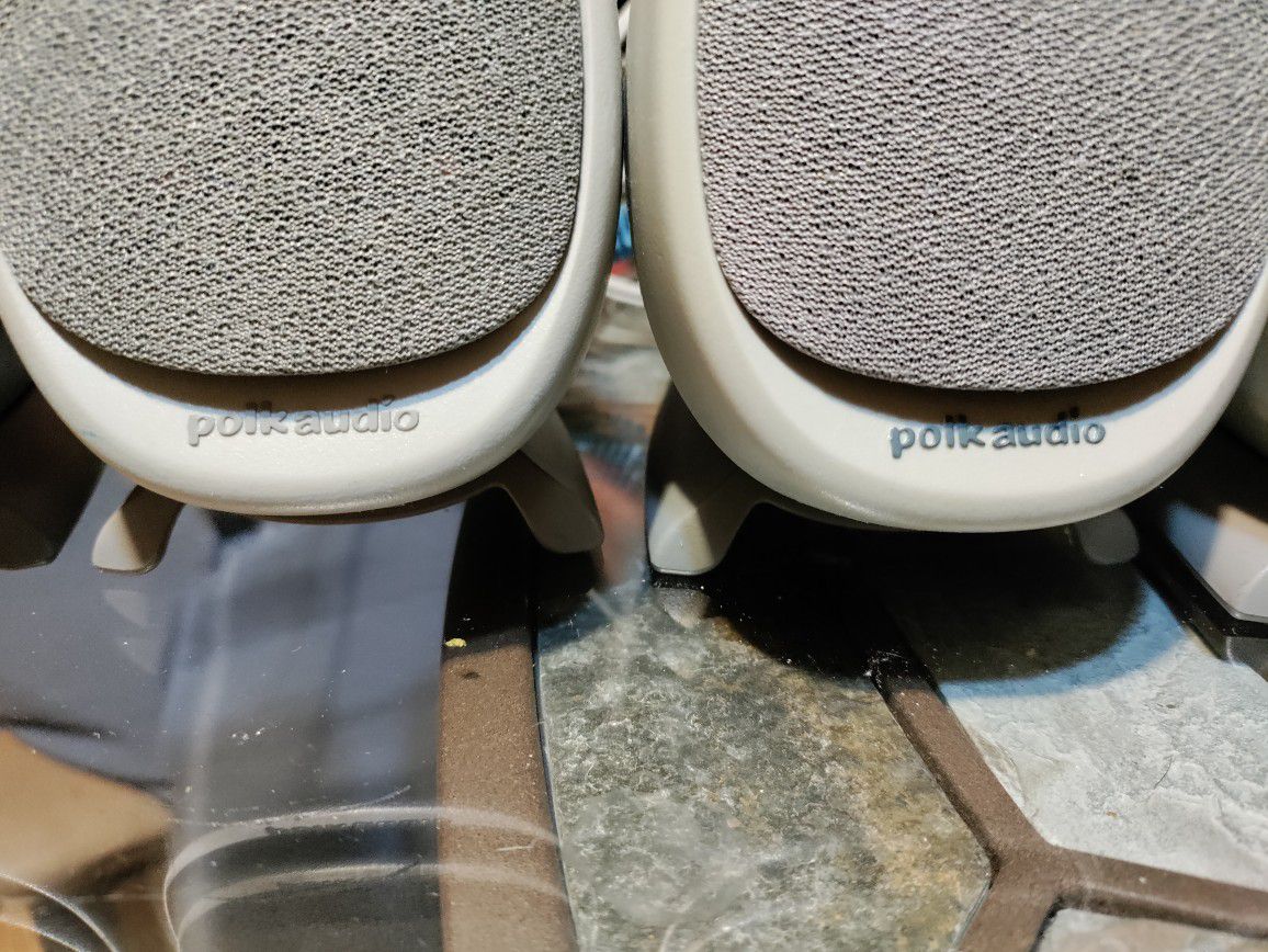 Polk Audio Hips Desktop Speakers 