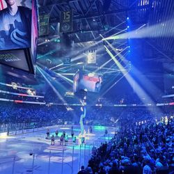  Seattle Kraken 2025–26 Season Tickets – Offensive Zone Seats + Discounts and Perks