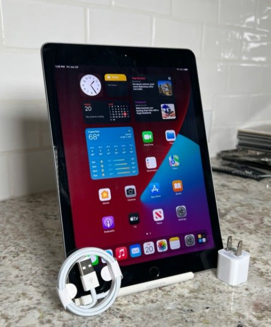 Apple iPad 6th Generation 32GB in Space Grey