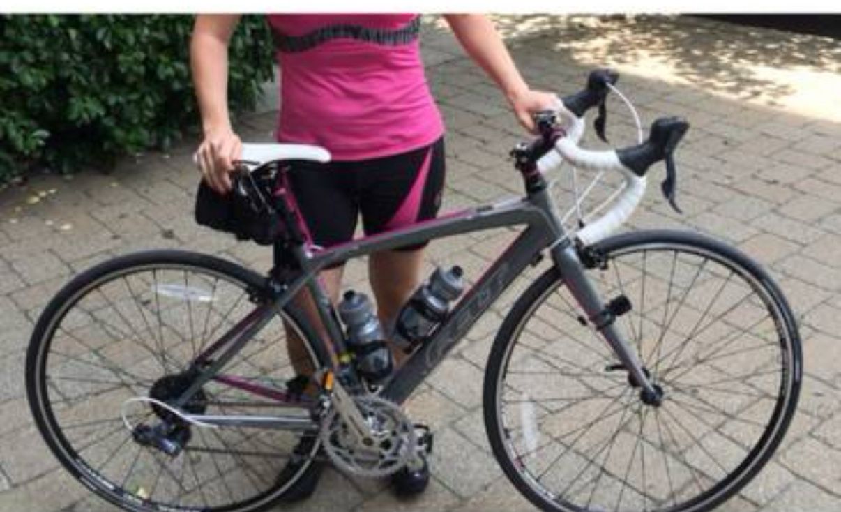 WOMEN’s petite aluminum road bike