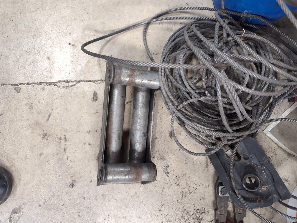 Winch Cable And Guide