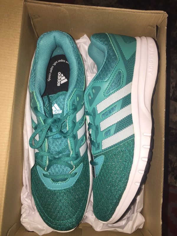Adidas bounce women size 9