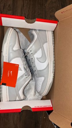 nike dunk (size 9 men)