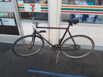 STOLEN-Vintage Bike- 1976 Raleigh Sprite 27 Cruiser (23.5”/ 60cm Frame Size Bicycle)