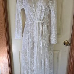 Wedding/Bridal Lace Robe