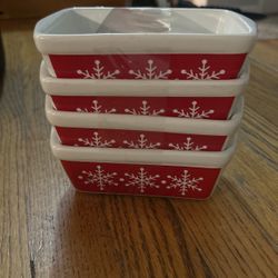 Baking Dishes  For Banana Bread 