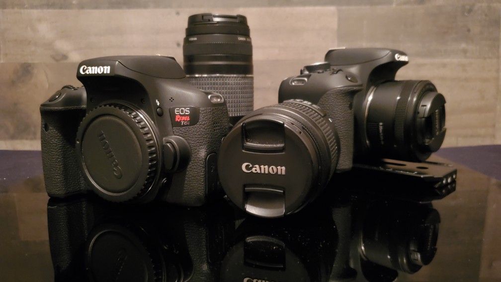 Canon EOS Rebel T6i DSLR Camera with 18-55mm Lens