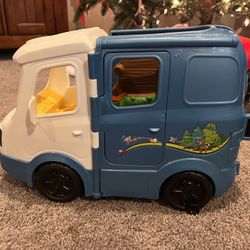 Fisher-Price Little People Camper Set