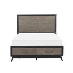 Queen Platform Bed with Footboard Storage