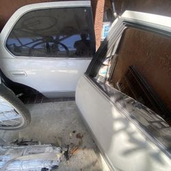 1995/2000 Lexus IS 400 