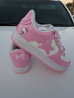 Bathing Ape X hello kitty