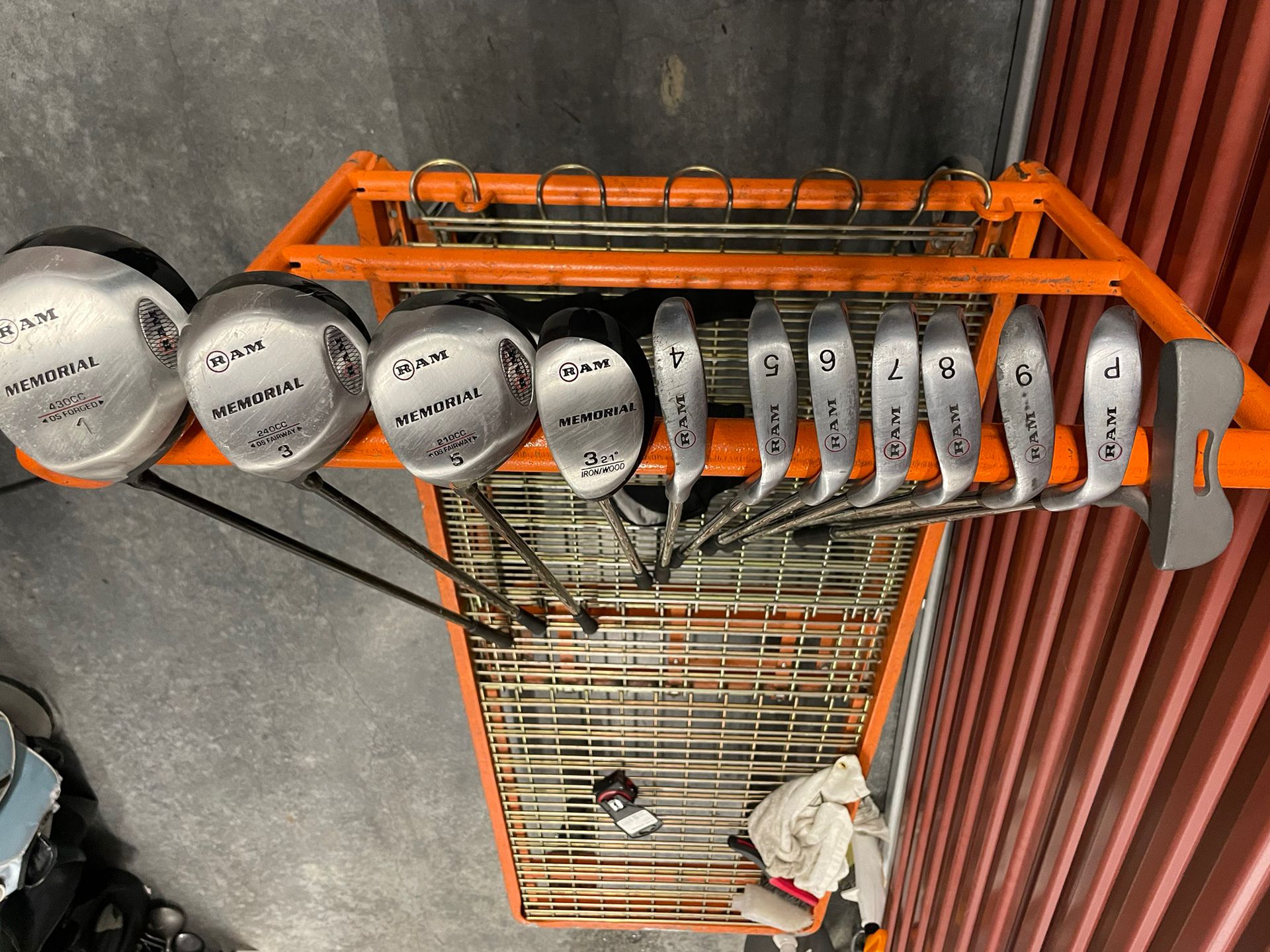 FULL 15 Piece Left Handed Golf Club Set for Sale in Rocklin, CA OfferUp