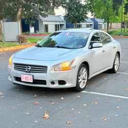 2011 Nissan Maxima 