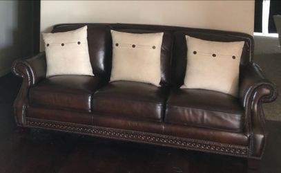 2 peice leather couch set for 2000 (negotiable price) must go!
