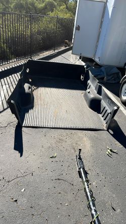 FREE Pendaliner Bed liner 8’ Good Condition