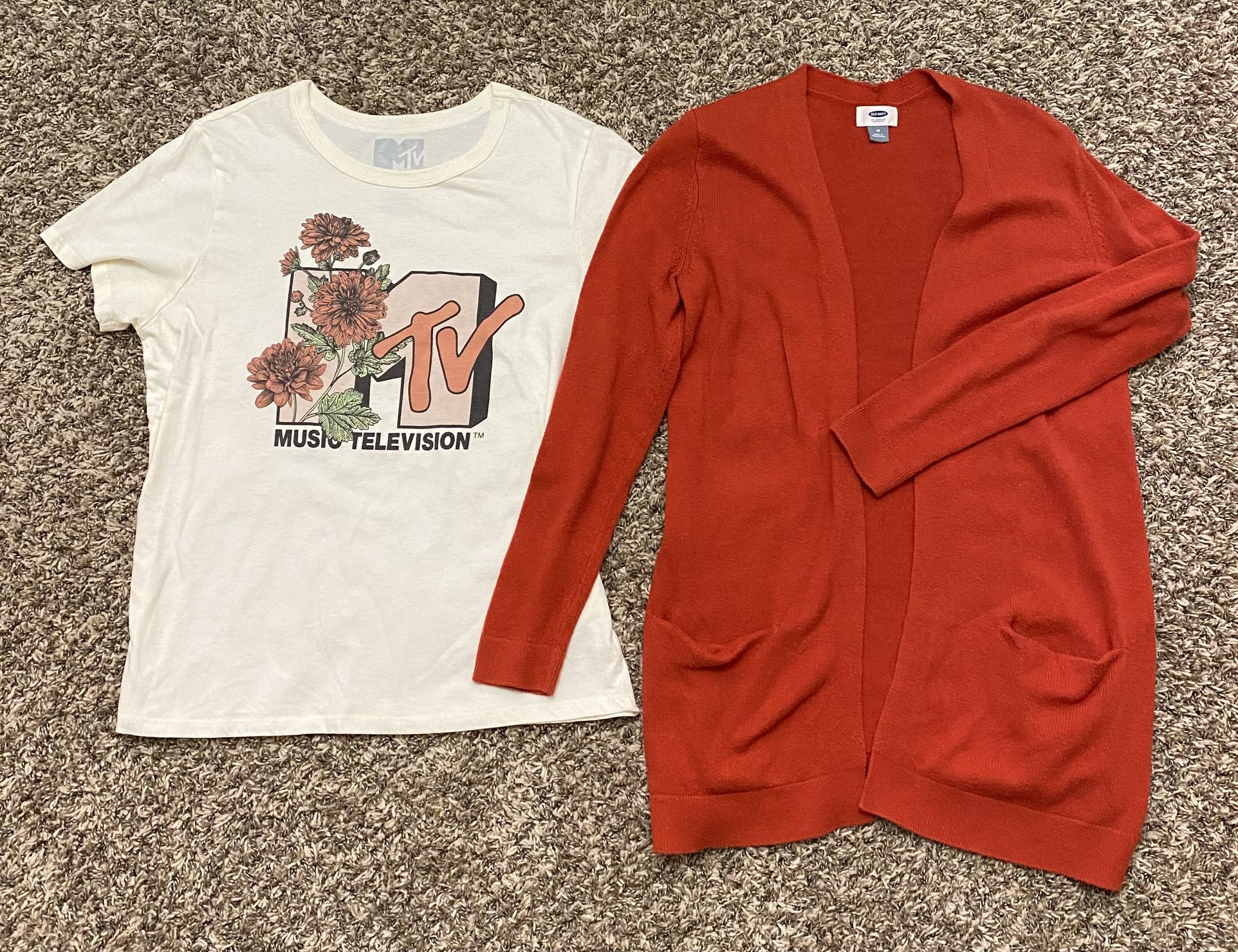 MTV T-shirt With Matching Orange Long Cardigan