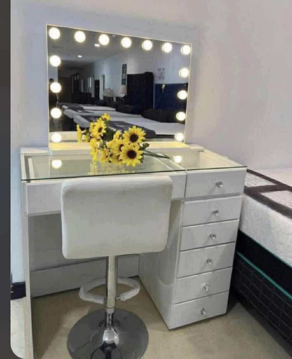 London Vanity🌸