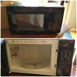GE space saver microwave oven