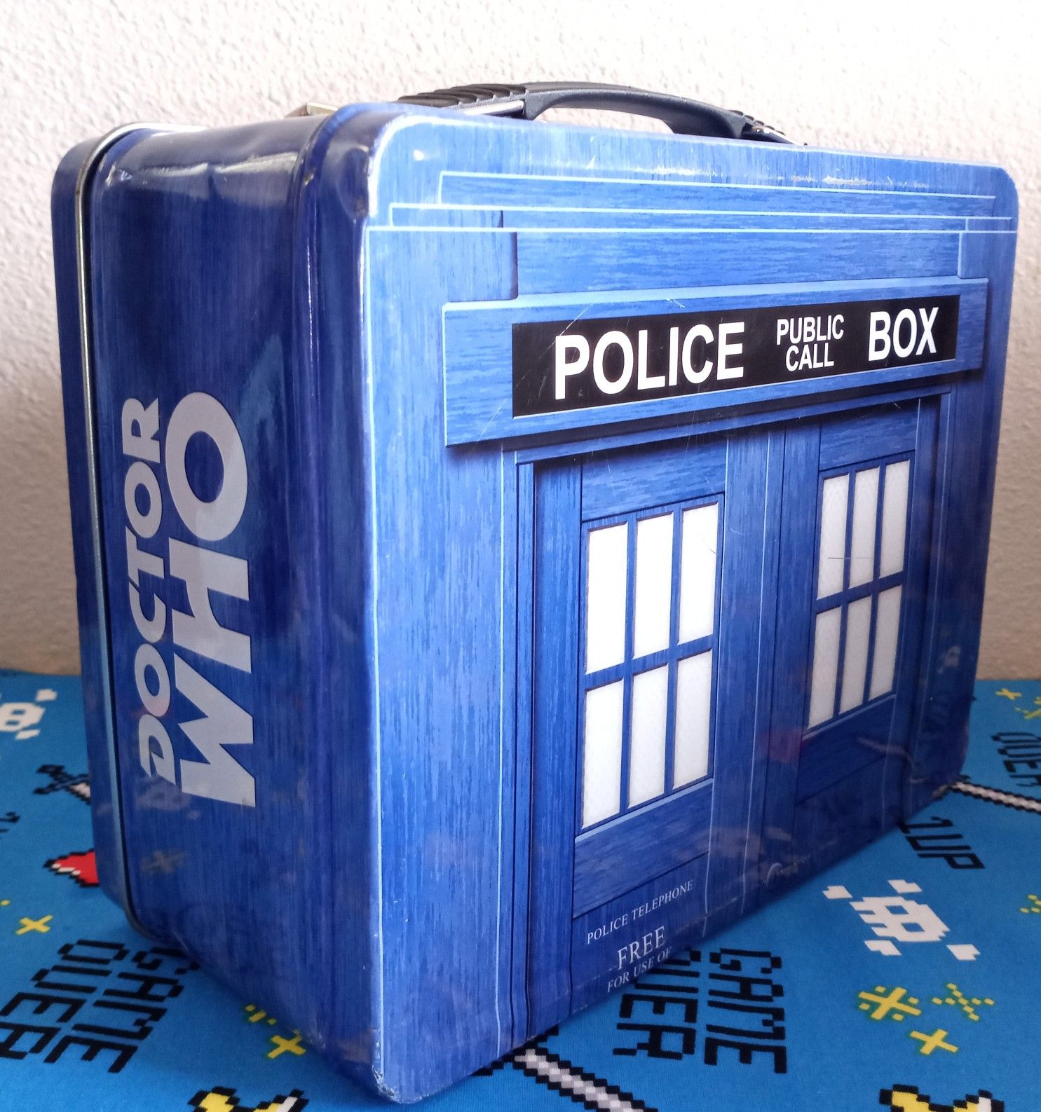 Doctor Who Police Box Tardis Tin Tote Lunch Box 1996 Limited Edition Collectible