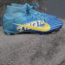 Mbappe Soccer Shoes Size 7.5
