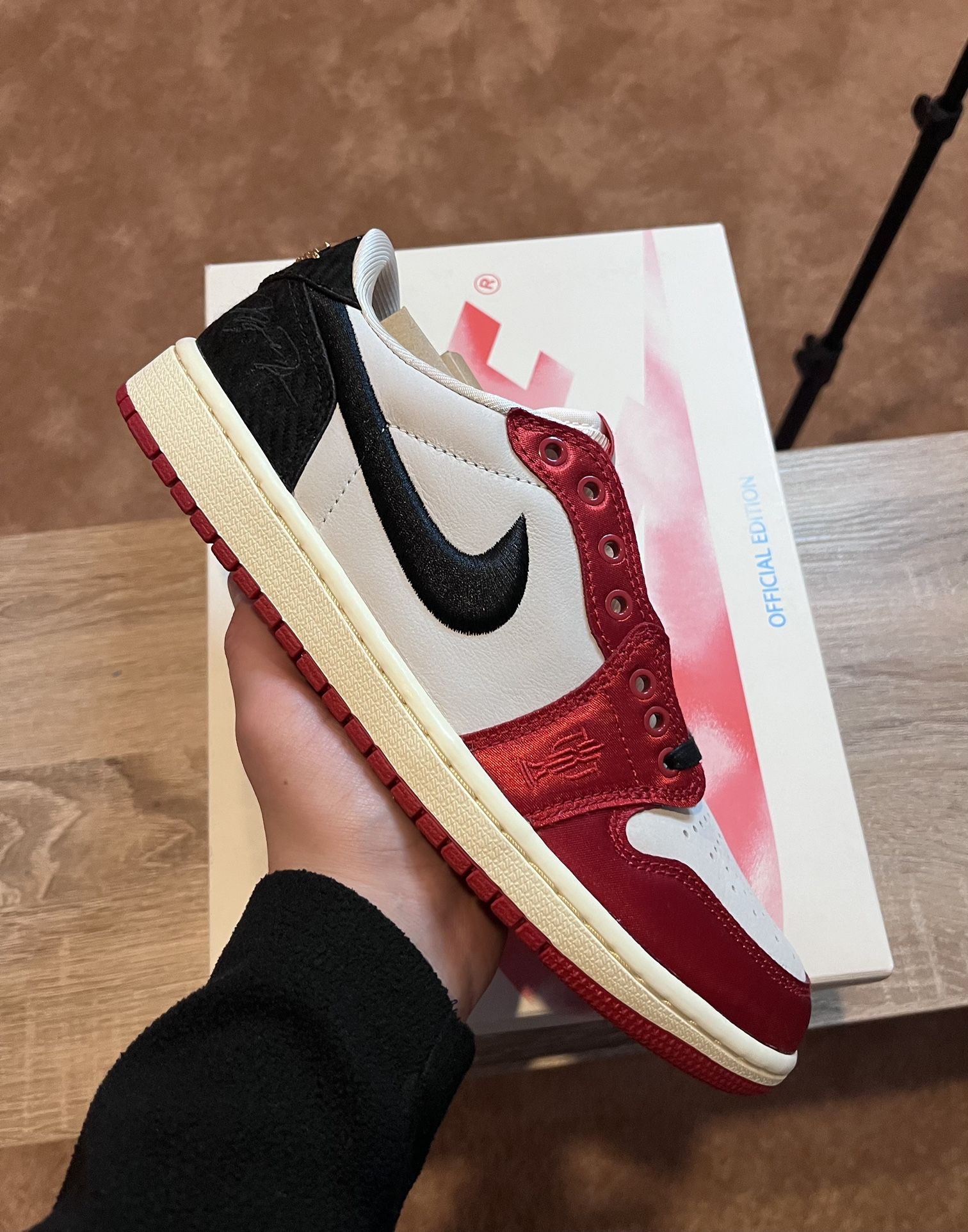Jordan 1 Low ‘Trophy Room’