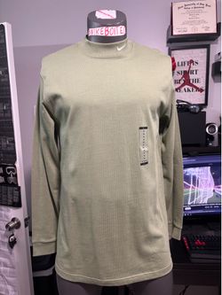 NWT Nike Sportswear Long-Sleeve Mock-Neck Shirt Oil Green DX5868-386 Mens Medium
