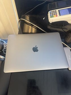 ► MacBook Air 2019 13-inch Retina Gold i5 8GB