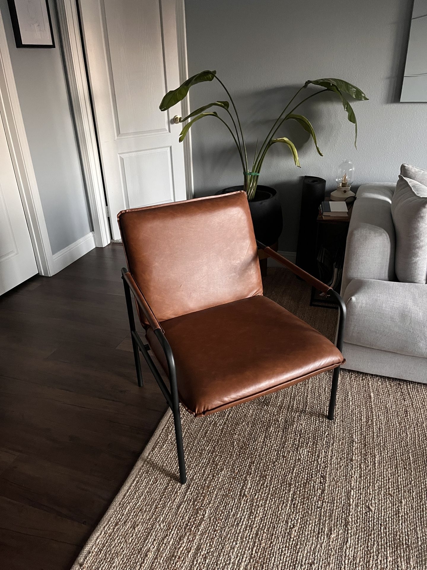 Accent Lounge Chair