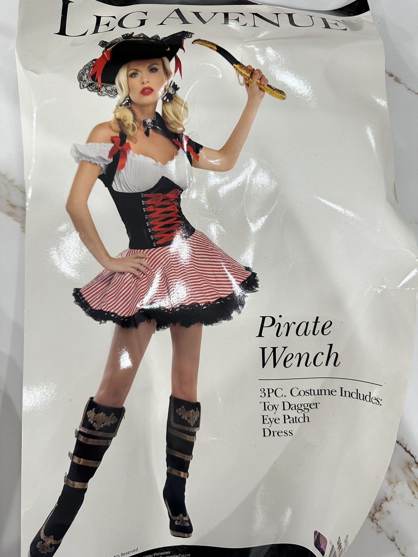 Women’s Pirate Costume 