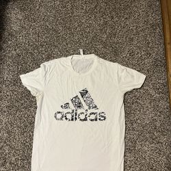 Men’s Large Adidas Tee Shirt 