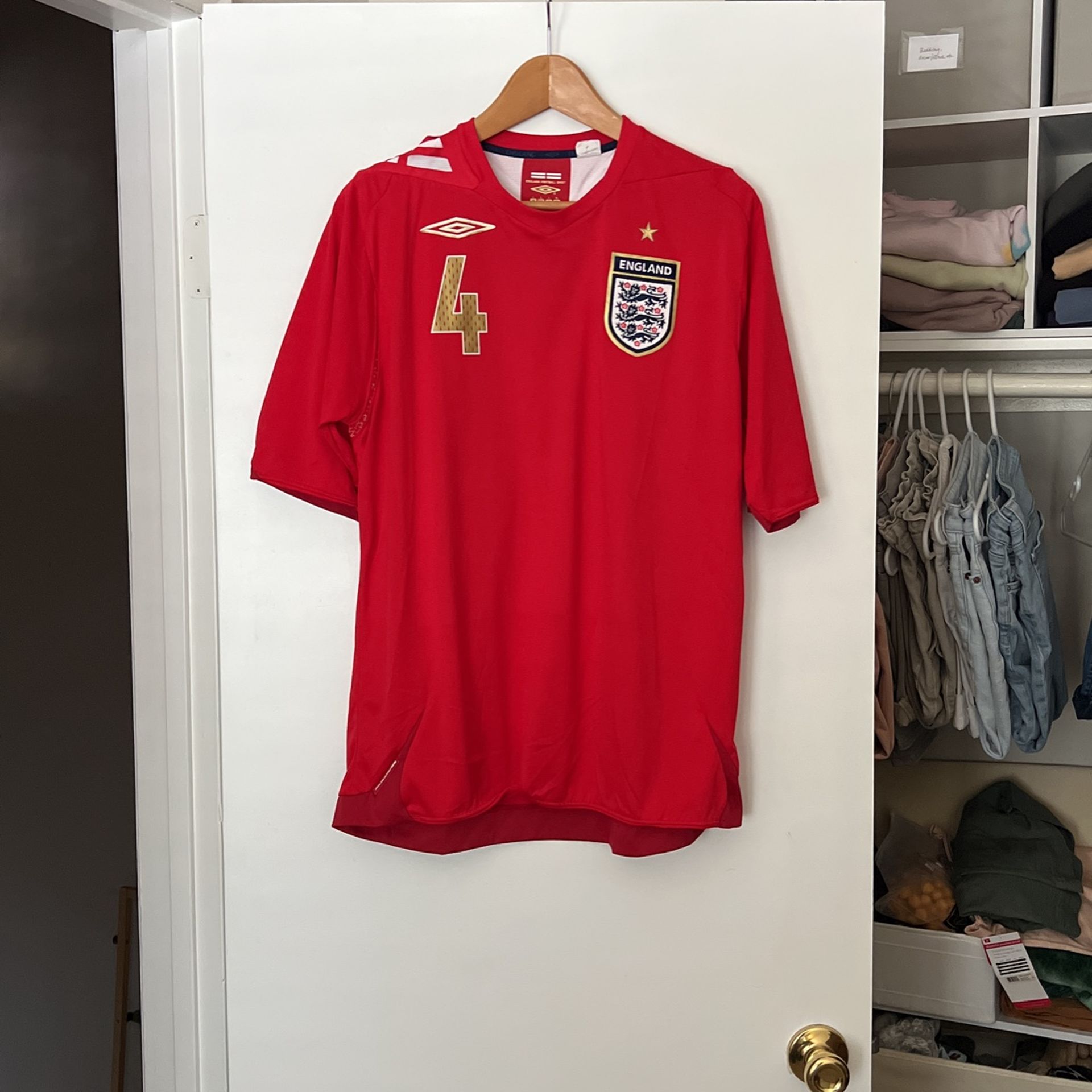 Soccer jersey vintage England size L